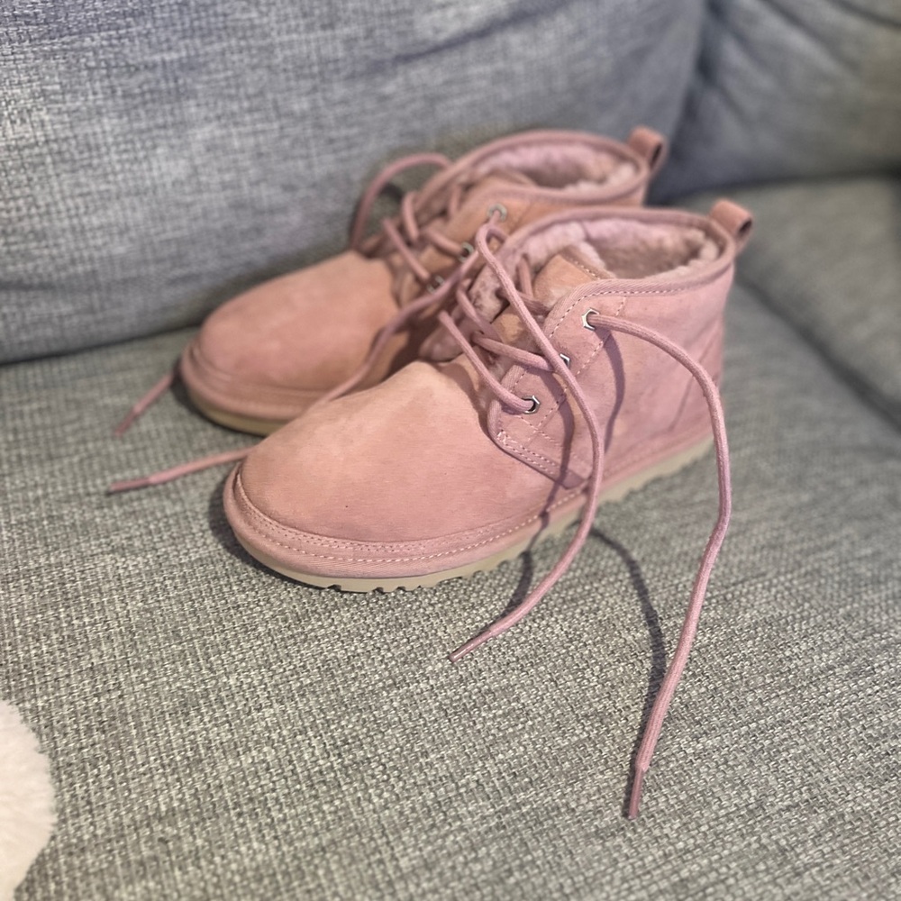 Pink ugg boots - Picture 2 of 2